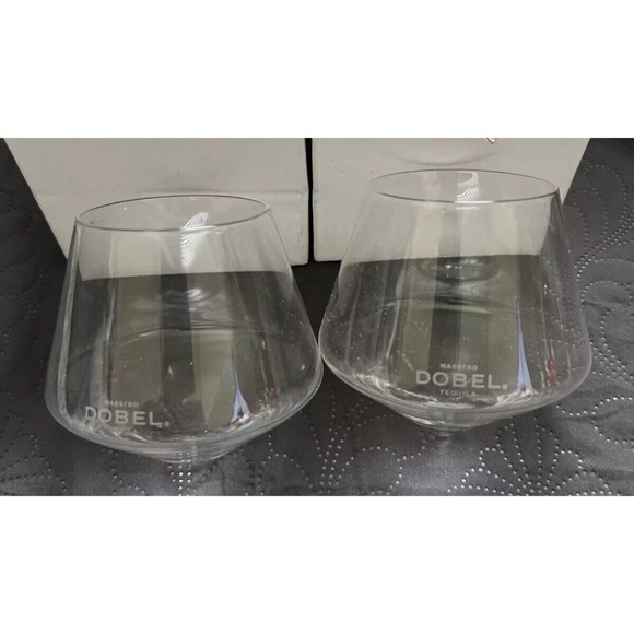 Rare New 2pc Maestro Dobel Tequila Rolling Shot Glasses Home Barware Drinkware - Picture 1 of 8
